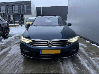 Volkswagen Passat 2.0 TDI R-Line Business+ AUTOMAAT-PANO-CAMERA picture 14