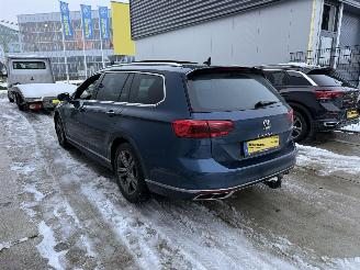Volkswagen Passat 2.0 TDI R-Line Business+ AUTOMAAT-PANO-CAMERA picture 4
