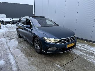 Volkswagen Passat 2.0 TDI R-Line Business+ AUTOMAAT-PANO-CAMERA picture 2