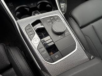BMW 3-serie 330e  PLUG IN HYBRID 260 PK AUTOMAAT-CAMERA-NAVI-LEDER picture 23