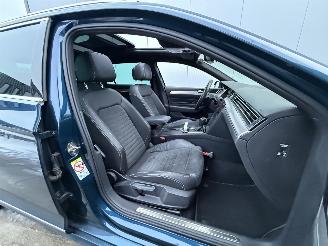 Volkswagen Passat 2.0 TDI R-Line Business+ AUTOMAAT-PANO-NAVI-CAMERA-PDC picture 13