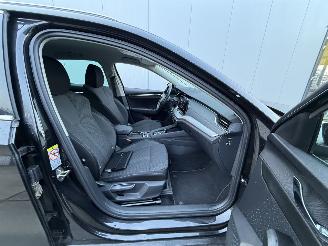 Skoda Octavia 1.0 E-tsi BUSS EDITION PLUS AUTOMAAT - HUD - KEYLESS picture 11