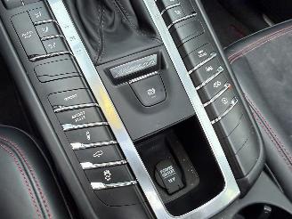 Porsche Macan 3.0 GTS 360PK - PANO - LED - NAVI - LUCHTVERING picture 20