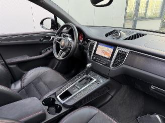 Porsche Macan 3.0 GTS 360 PK -PANO-LUCHTVERING-LEDER-LED picture 6