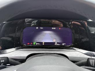 Volkswagen Golf 1.4 eHybrid PHEV STYLE 204PK - NAVI - IQ LIGHT - PDC picture 18