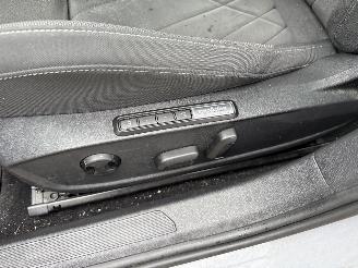 Volkswagen Golf 1.4 eHYBRID PHEV STYLE 204 PK0NAVI-IQ LICHT-PDC picture 16