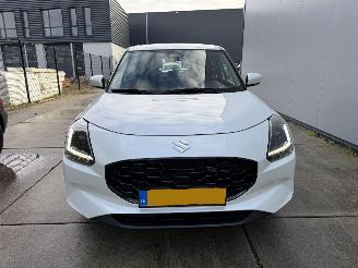 Suzuki Swift 1.2 Comfort Smart Hybrid CAMERA - CARPLAY - KEYLESS picture 12