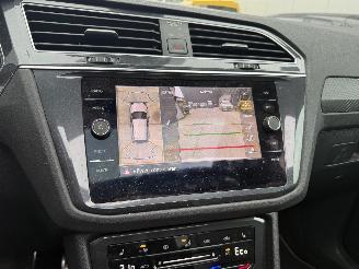 Volkswagen Tiguan 1.4 TSI e-Hybrid PHEV R-Line Business+ R-LINE - PANO - 360 CAMERA - KEYLESS picture 22