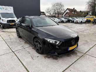 Mercedes A-klasse 220 Premium Plus AUTOMAAT-PANO-NAVI-LEDER picture 2