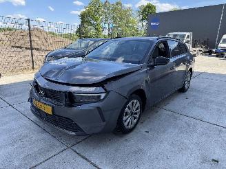 Avarii autoturisme Opel Astra 1.2 Turbo Edition NAVI-PDC-CAMERA 2024/12