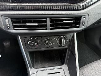 Volkswagen Polo 1.0 TSI Life Edition NAVI-CAMERA-PDC picture 18