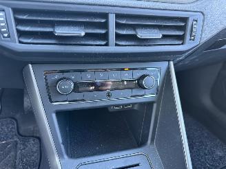 Volkswagen Polo 1.0 TSI Comfortline Business 95 PK-NAVI-PDC picture 17