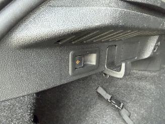 Skoda Kamiq 1.0 TSI Sport Business -CAMERA-NAVI-LED picture 12