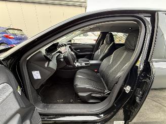 Peugeot 308 1.2 PureTech Allure AUTOMAAT-CAMERA-NAVI-PDC picture 8