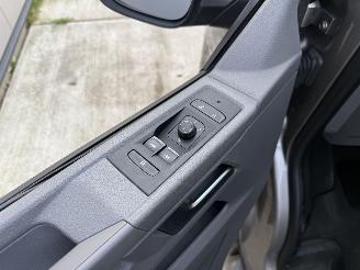 Volkswagen Transporter 2.0 TDI L2H1 31 DSG -199 PK DC Bulli-LEDER-LED-NAVI-CAMERA picture 15