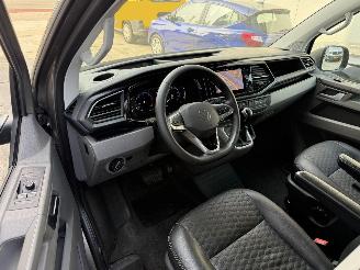 Volkswagen Transporter 2.0 TDI L2H1 31 DSG -199 PK DC Bulli-LEDER-LED-NAVI-CAMERA picture 3