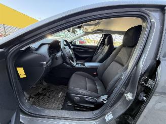 Mazda 3 2.0 e-SkyActiv-X M HYBRID 180 -NAVI-PDC-CLIMA picture 9