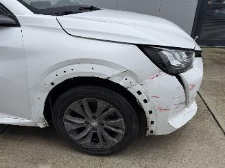 Peugeot 208 EV Active Pack 50 kWh-NAVI-PDC-CRUISE picture 13