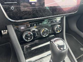 Skoda Superb 1.4 PLUG IN HYBRID AUTOMAAT-PANO-NAVI-CAMERA picture 27