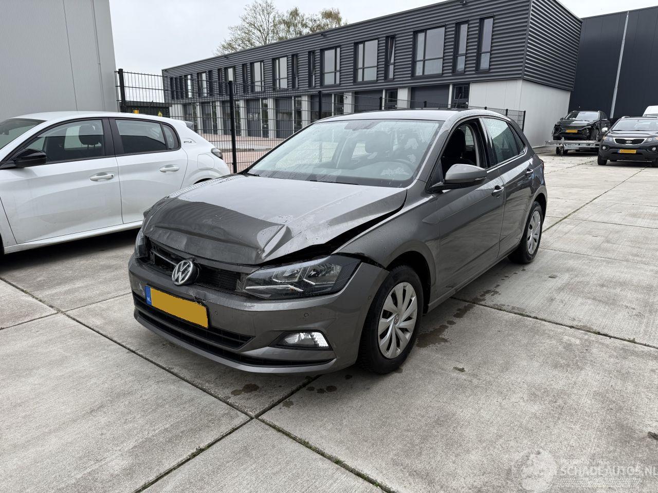 Volkswagen Polo 1.0TSI Comfortline Business DSG7 - NAVI - PDC - ACC