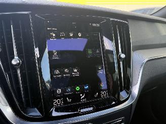 Volvo V-60 2.0 B3 R-DESIGN AUTOMAAT-PANO-NAVI-CAMERA picture 25