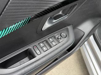 Peugeot 208 1.2 PueTech Allure Pack -NAVI-CAMERA-PDC picture 13