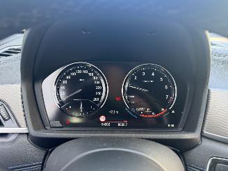 BMW X2 sDrive 18i HIGH EXECUTIVE-AUTOMAAT-NAVI-PDC picture 18