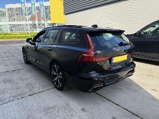 Volvo V-60 2.0 B3 R-DESIGN AUTOMAAT-PANO-CAMERA-NAVI picture 4