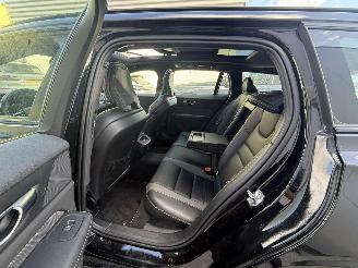 Volvo V-60 2.0 B3 R-DESIGN AUTOMAAT-PANO-CAMERA-NAVI picture 9