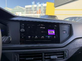 Volkswagen Polo 1.0 MPI 80 PK-CRUISE-PDC-APP picture 18