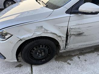 Volkswagen Polo 1.0 MPI 80 PK-CRUISE-PDC-APP picture 13