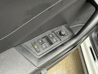 Volkswagen T-Roc 1.5 TSI R-LINE-DSG-PANO-KEYLESS-CAMERA-NAVI-CRUISE picture 15