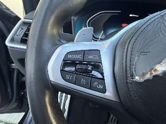 BMW 3-serie 330e HIGH EXE M-PAKKET-HUD-SCHUIFDAK-KEYLESS-NAVI-PDC picture 17