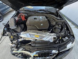 BMW 3-serie 330e HIGH EXE M-PAKKET-HUD-SCHUIFDAK-KEYLESS-NAVI-PDC picture 13