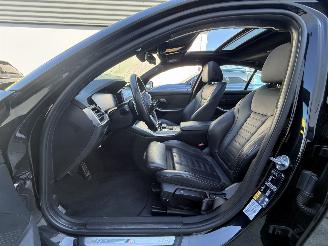 BMW 3-serie 330e HIGH EXE M-PAKKET-HUD-SCHUIFDAK-KEYLESS-NAVI-PDC picture 8
