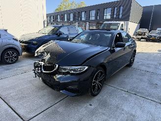 Damaged car BMW 3-serie 330e HIGH EXE M-PAKKET-HUD-SCHUIFDAK-KEYLESS-NAVI-PDC 2019/10