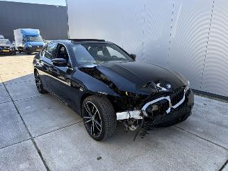 BMW 3-serie 330e HIGH EXE M-PAKKET-HUD-SCHUIFDAK-KEYLESS-NAVI-PDC picture 2