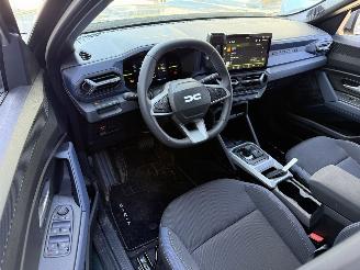 Dacia Duster 1.6 HYBRID 140 Journy -AUTOMAAT-CAMERA-NAVI-PDC picture 3