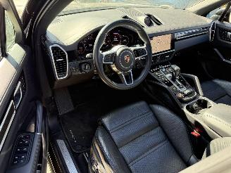 Porsche Cayenne 3.0 E-Hybrid Platinum Edition PANO - BOSE - KEYLESS picture 3