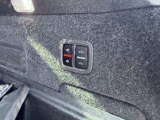 Porsche Cayenne 3.0 E-Hybrid Platinum Edition PANO - BOSE - KEYLESS picture 11