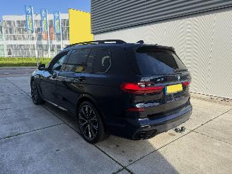 BMW X7 xDrive  40i High Executive-PANO-LEDER-HEAD UP-360 CAMERA-4 WIEL BESTURING picture 4