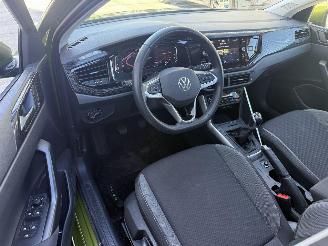 Volkswagen Taigo 1.0 TSI Life Business -NAVI-PDC-PANO picture 3