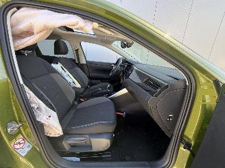 Volkswagen Taigo 1.0 TSI Life Business -NAVI-PDC-PANO picture 12