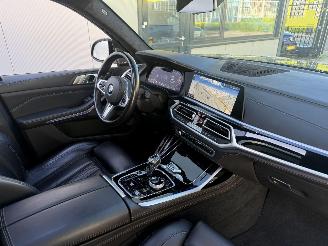 BMW X7 xDrive 40i High EXE -PANO-HEAD UP- 360 CAMERA-4 WIEL BESTURING picture 8