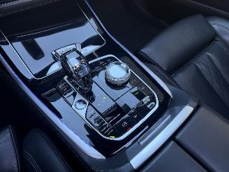 BMW X7 xDrive 40i High EXE -PANO-HEAD UP- 360 CAMERA-4 WIEL BESTURING picture 22