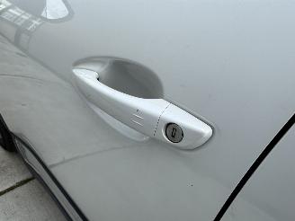 Peugeot 5008 1.6 e-THP GT-line AUT 7-PERSOON - NAVI - CAMERA - KEYLESS picture 15
