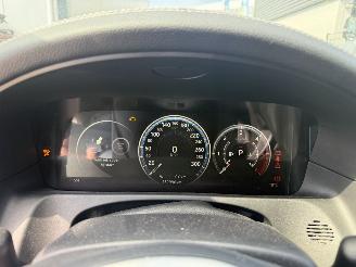 Jaguar XF Sportbrake 2.0d Portfolio R-Sport 179PK - PANO - LED - KEYLESS picture 20