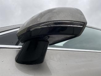 Volvo V-60 2.0 D4 190 PK  INSCRIPTION-PANO-CAMERA-NAVI-MEMORY STOELEN picture 21