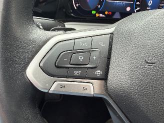 Volkswagen Golf 1.0 eTSI Life NAVI-CLIMA-CRUISE-LED picture 16
