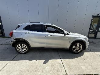 Mercedes GLA 200d PRESTIGE AUTOMAAT-PANO-NAVI-PDC picture 7